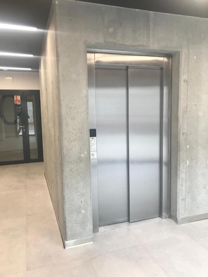 Kawalerka Na Targowej Appartement Stary Toruń Buitenkant foto